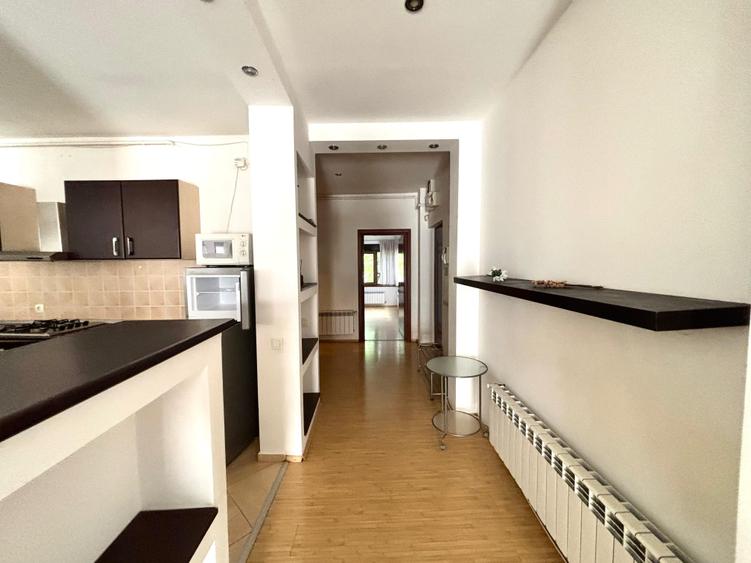 Apartament cu 2 camere semidecomandat în Dorobanți