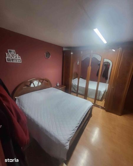 Casă cu 5 camere cu Teren 1200 Mp în Sohodol