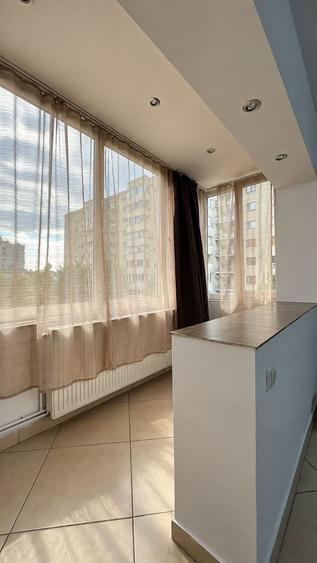 Apartament cu 2 camere decomandat, mobilat în Steaua
