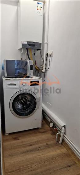 Apartament cu 3 camere decomandat în Horea