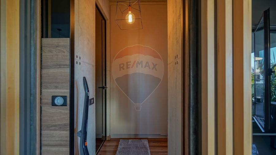 Apartament cu 2 camere semidecomandat, mobilat în Drumul Poienii