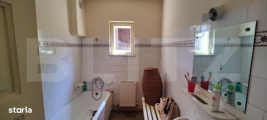 Casă cu 4 camere cu Teren 818 Mp în Central
