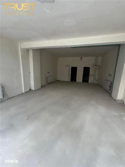 Spațiu comercial, de 230 mp, în Bulgaria
