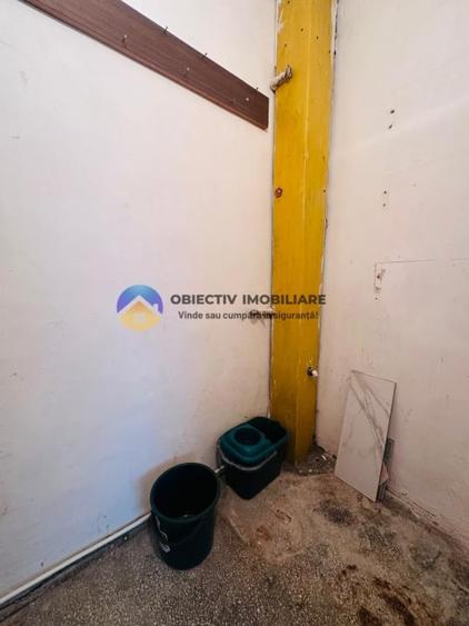 Apartament cu 4 camere decomandat în Durău