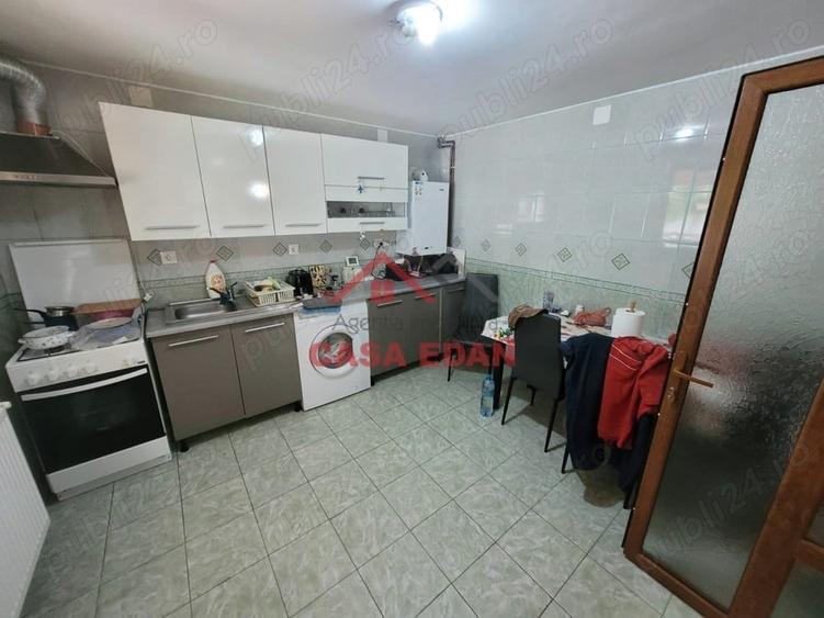 Casă cu 4 camere în Filipeștii de Pădure