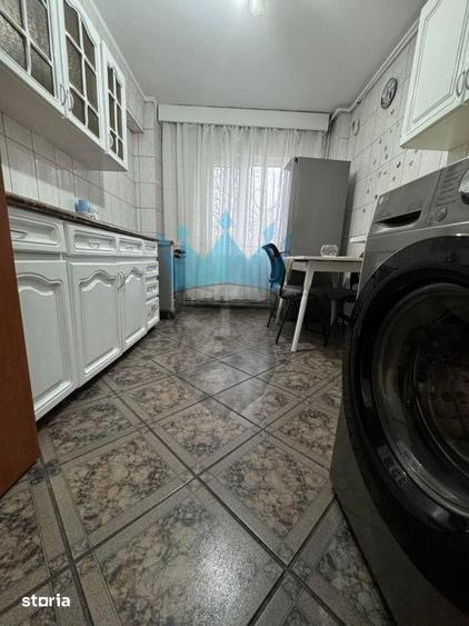 Apartament cu 3 camere în Cantacuzino