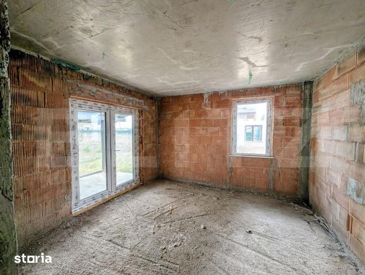 Casă cu 5 camere cu Teren 650 Mp în Miroslava