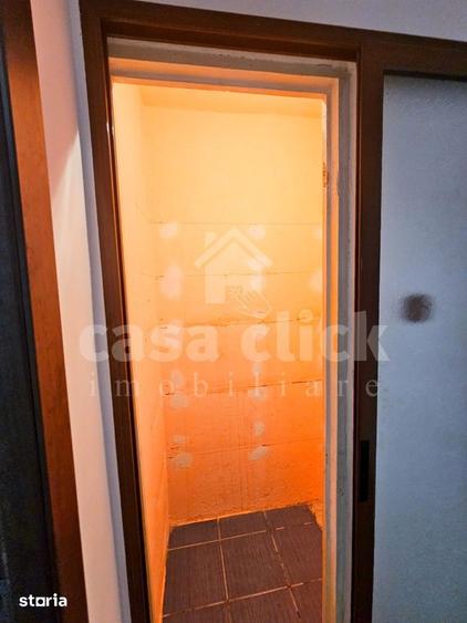 Apartament cu 4 camere decomandat în Sud
