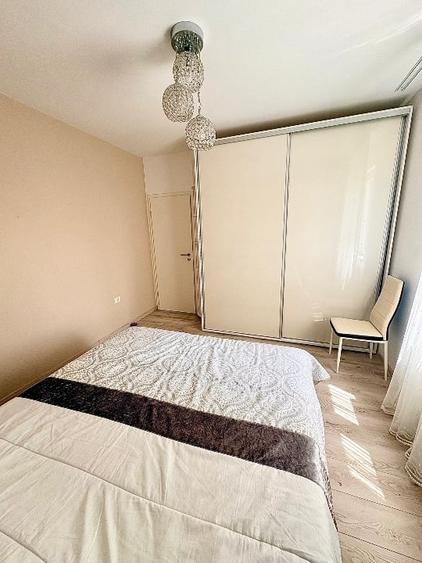 Apartament cu 2 camere decomandat, mobilat în Tractorul