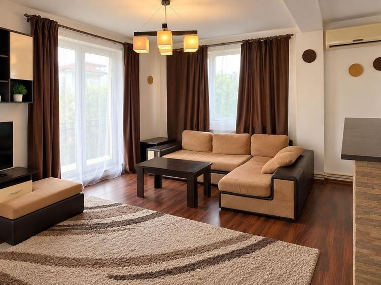 Apartament cu 2 camere semidecomandat, mobilat în Bună Ziua