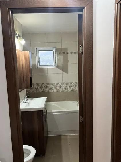 Apartament cu 2 camere, mobilat în Mircea cel Bătrân