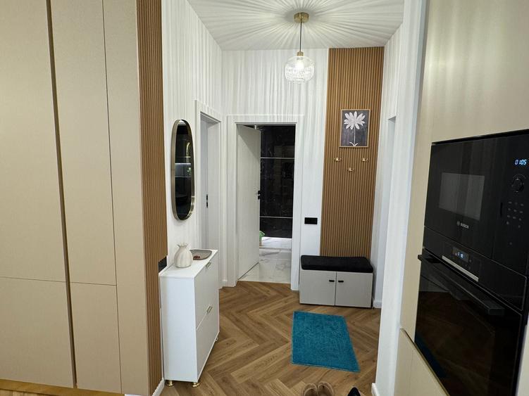 Apartament cu 2 camere decomandat în Florești