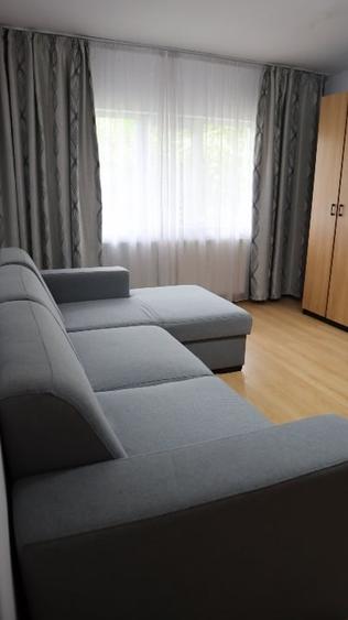 Apartament cu 3 camere decomandat, mobilat în Cetății