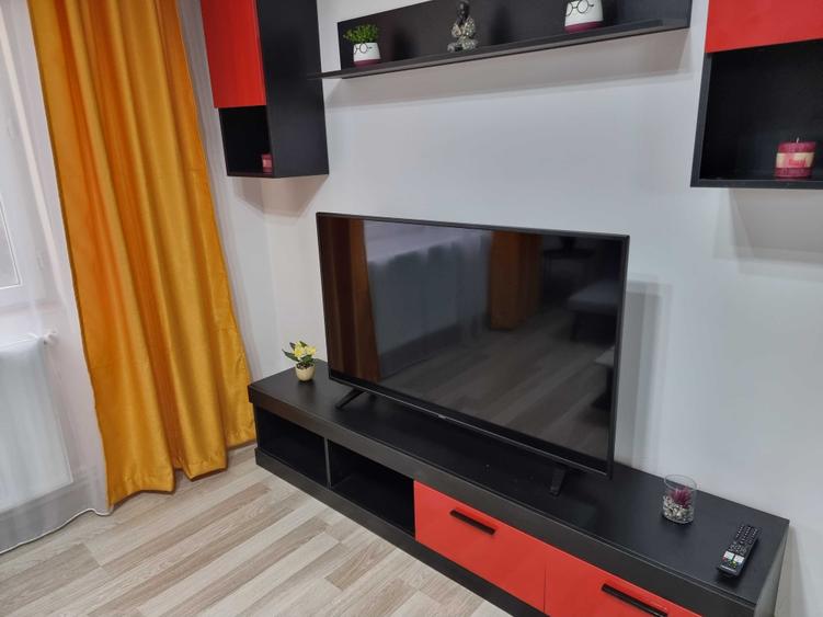 Apartament cu 3 camere decomandat în Ultracentral