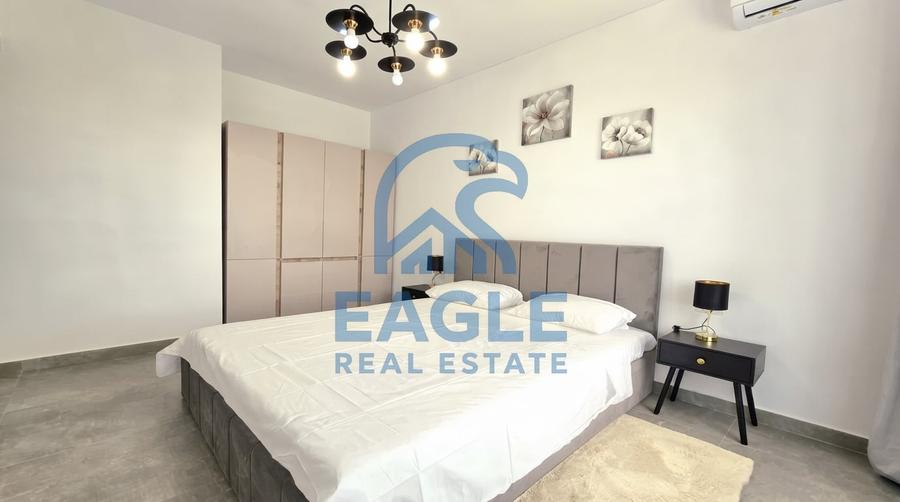 Apartament cu 2 camere nedecomandat, mobilat în Tomis Nord