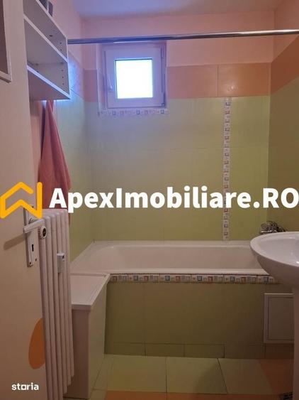 Apartament cu 2 camere decomandat în Drumul Taberei