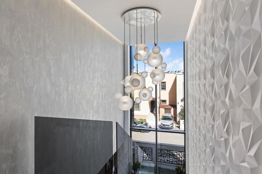 Casă individuală cu 5 camere cu Piscina în Tomis Plus