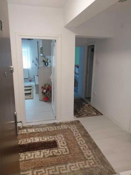 Apartament cu 2 camere decomandat, mobilat în Răcădău