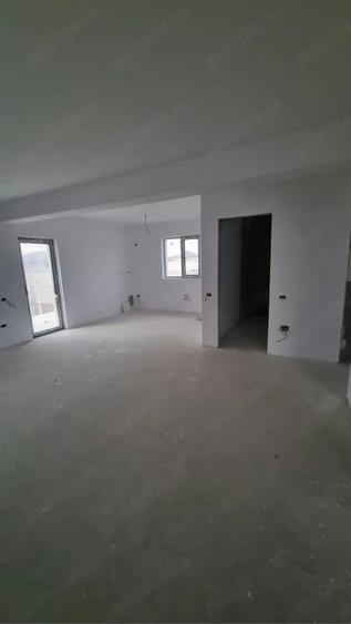 Casă cu Teren 250 Mp în Clinceni