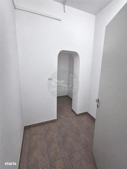 Spațiu comercial, de 63 mp, în Șelimbăr