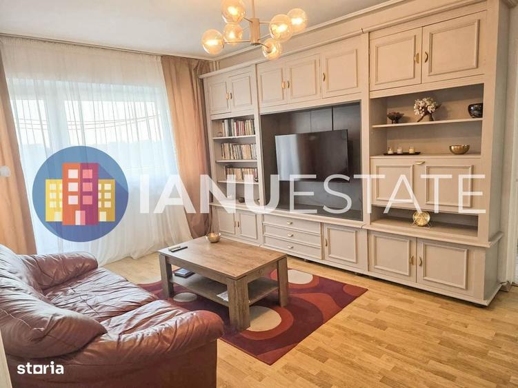 Apartament cu 3 camere semidecomandat în Tineretului
