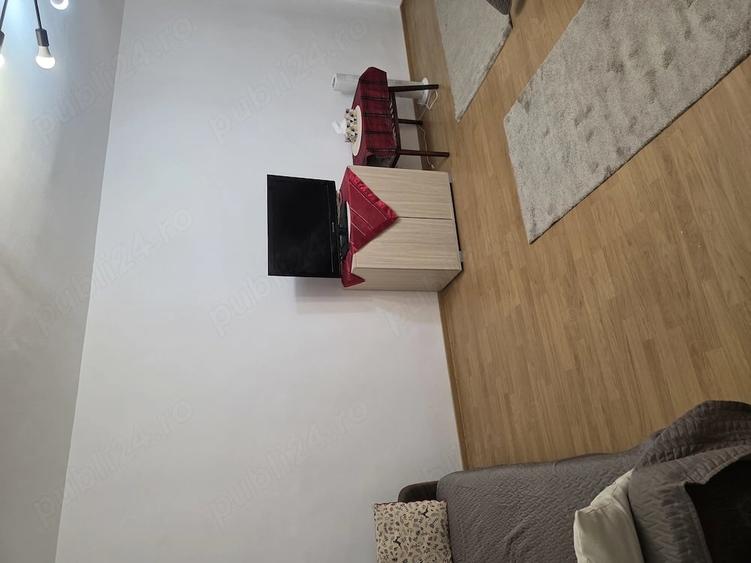 Garsonieră decomandată în Tei