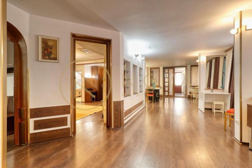 Apartament in Vila 5 camere   Spatiu Birou | Piata Victoriei Kiseleff - 25