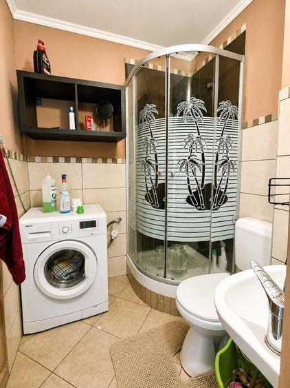 P.f. vand ap. 3 cam decomandat pe Str. Barsei, cu doua balcoane - 6