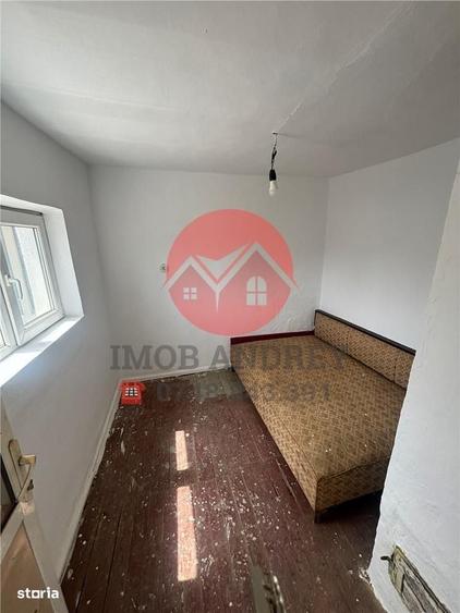 Casă cu 3 camere în Central