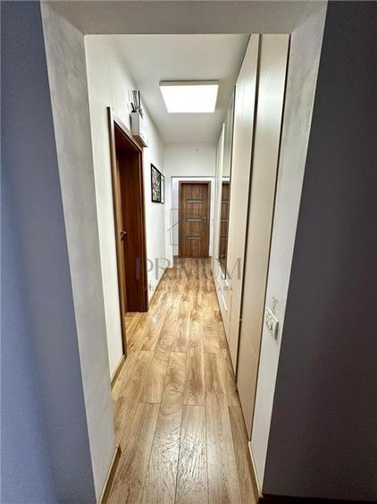 Apartament cu 4 camere decomandat în Circumvalațiunii