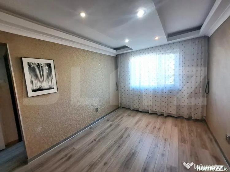 Apartament 3 camere de vanzare Cartierul Florilor | 46 - 2