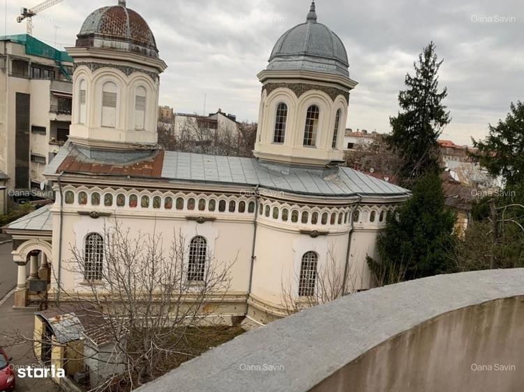 Apartament cu 3 camere decomandat în Armeneasca