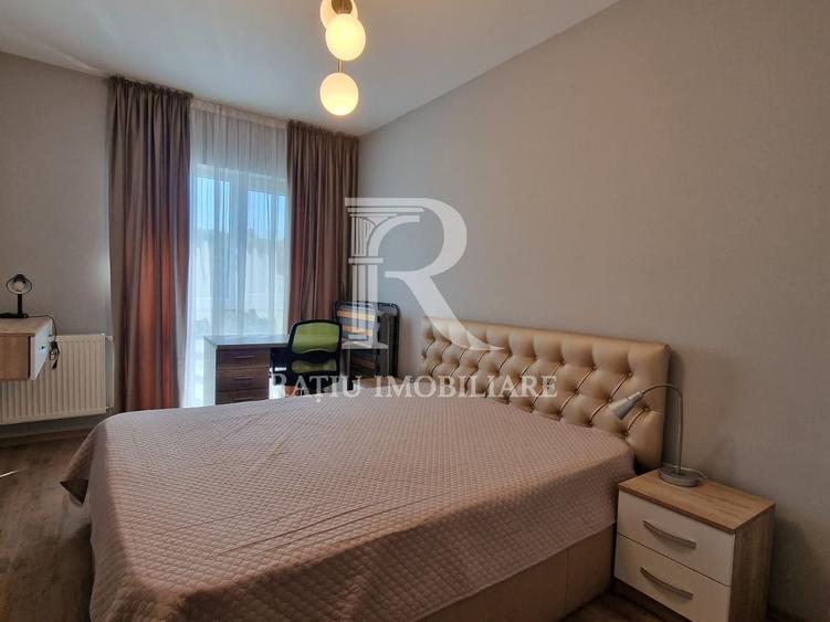 Apartament cu 3 camere decomandat, mobilat în Spitalul Județean