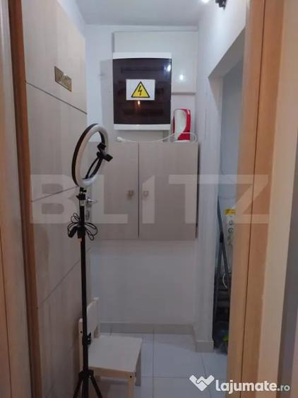 Spațiu comercial, de 290 mp, în Micro 3