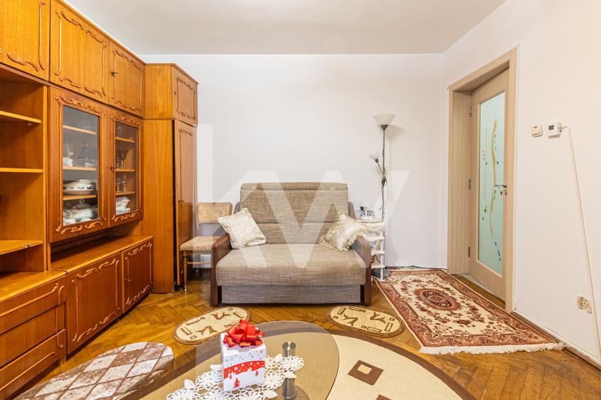 Apartament spatios, in centrul Brasovului - 1