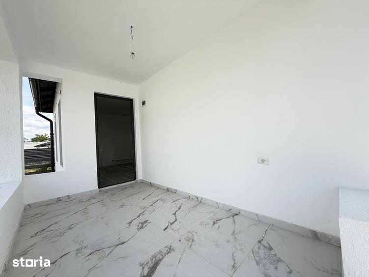 Casă cu 3 camere cu Teren 350 Mp în Central