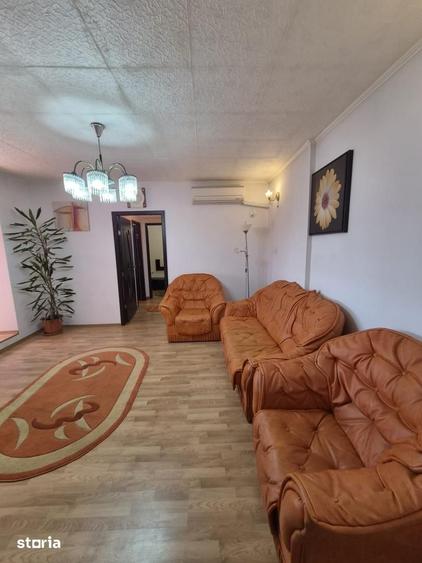 Apartament cu 3 camere semidecomandat în Giulești