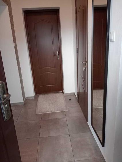 Inchiriez apartament 2 camere - 6