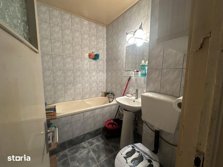 Apartament cu 3 camere în 1 Mai