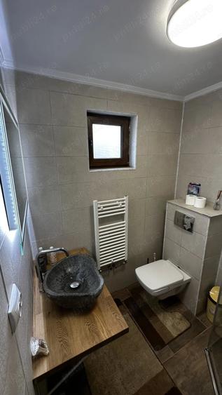 Casă cu 3 camere cu Teren 800 Mp în Nemșa