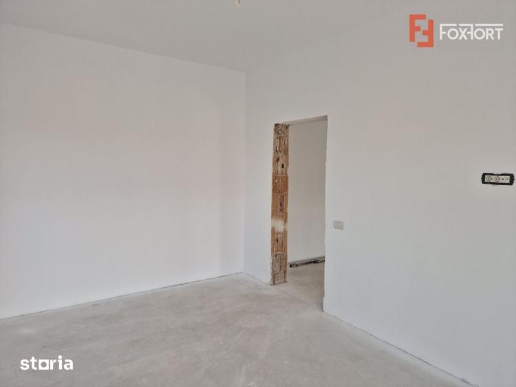 Apartament cu 2 camere decomandat în Remetea Mare