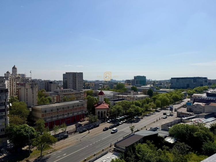 Apartament cu 5 camere decomandat în 13 Septembrie