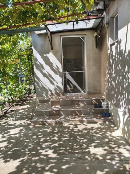 Casă cu 3 camere cu Teren 1000 Mp în Limanu