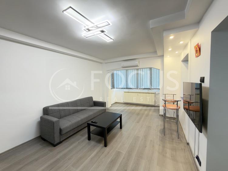 Apartament cu 3 camere semidecomandat, mobilat în Ștefan cel Mare