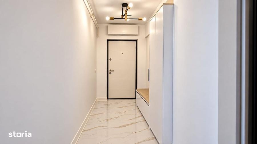 Apartament cu 3 camere decomandat în Exterior Vest