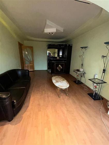 Apartament cu 3 camere decomandat, mobilat în Obor