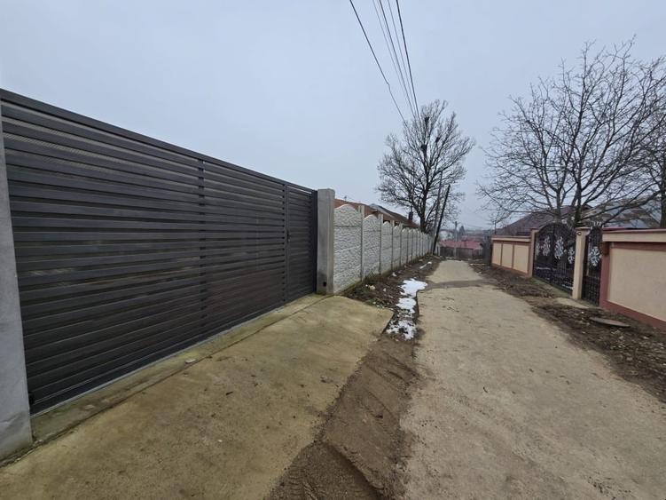 Casă individuală cu 2 camere cu Canalizare în Cartojani