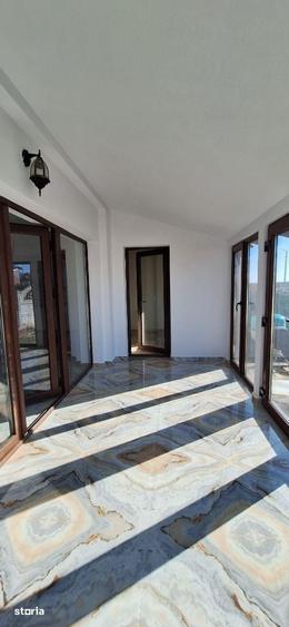 Casă cu 5 camere cu Teren 350 Mp în Giarmata