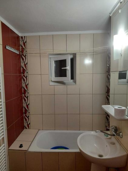 Inchiriez apartament 2 camere-Craiova-cartier 1 Mai , tel.0740828150 - 14