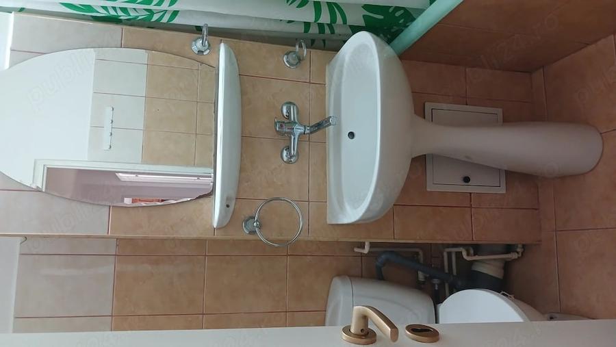 Apartament cu 2 camere decomandat în Traian
